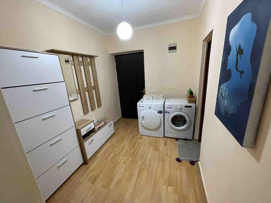 Apartment In The City Center Tirana Bagian luar foto